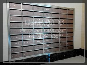 金科公园王府信报箱